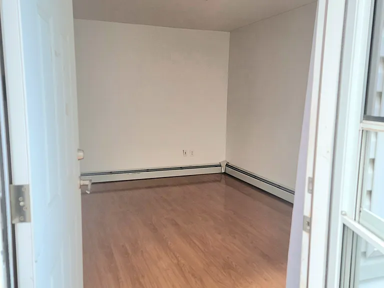 42 Boundary Ave #1 — Photo 4