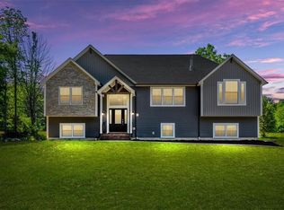 89 Fire Tower Rd, Bloomingburg, NY 12721