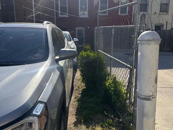 3029 Sherman Ave NW, Washington, DC 20001