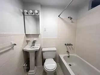 Rented by KNOCKKNOCK LLC