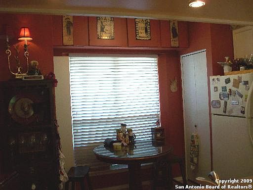 4th image of 1022 Navarro St #305