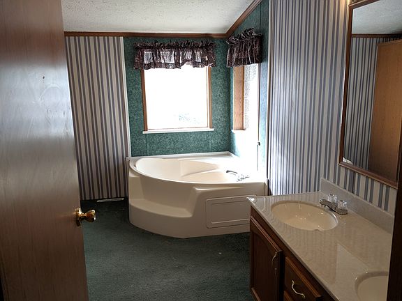 Large Master bath