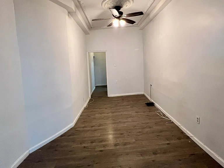 14 Wilson Ave #2L — Photo 5