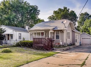 1304 Liberty St, Aurora, IL 60505