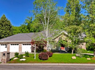 5457 S Merlyn Dr, Holladay, UT 84117