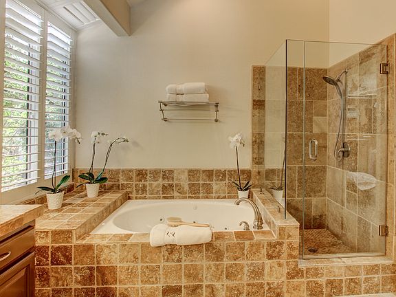 3rd image of 41990 Avenida Sonoma
