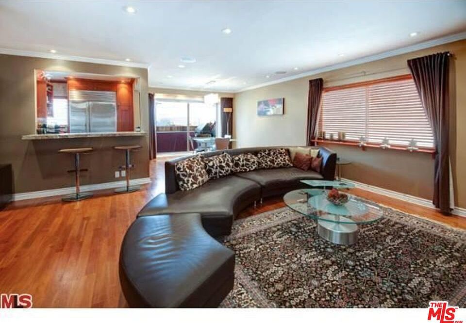 1st image of 1021 19th St APT 6