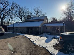 2422 N River Rd, Oregon, IL 61061