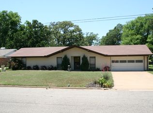 406 S Wofford St, Athens, TX 75751