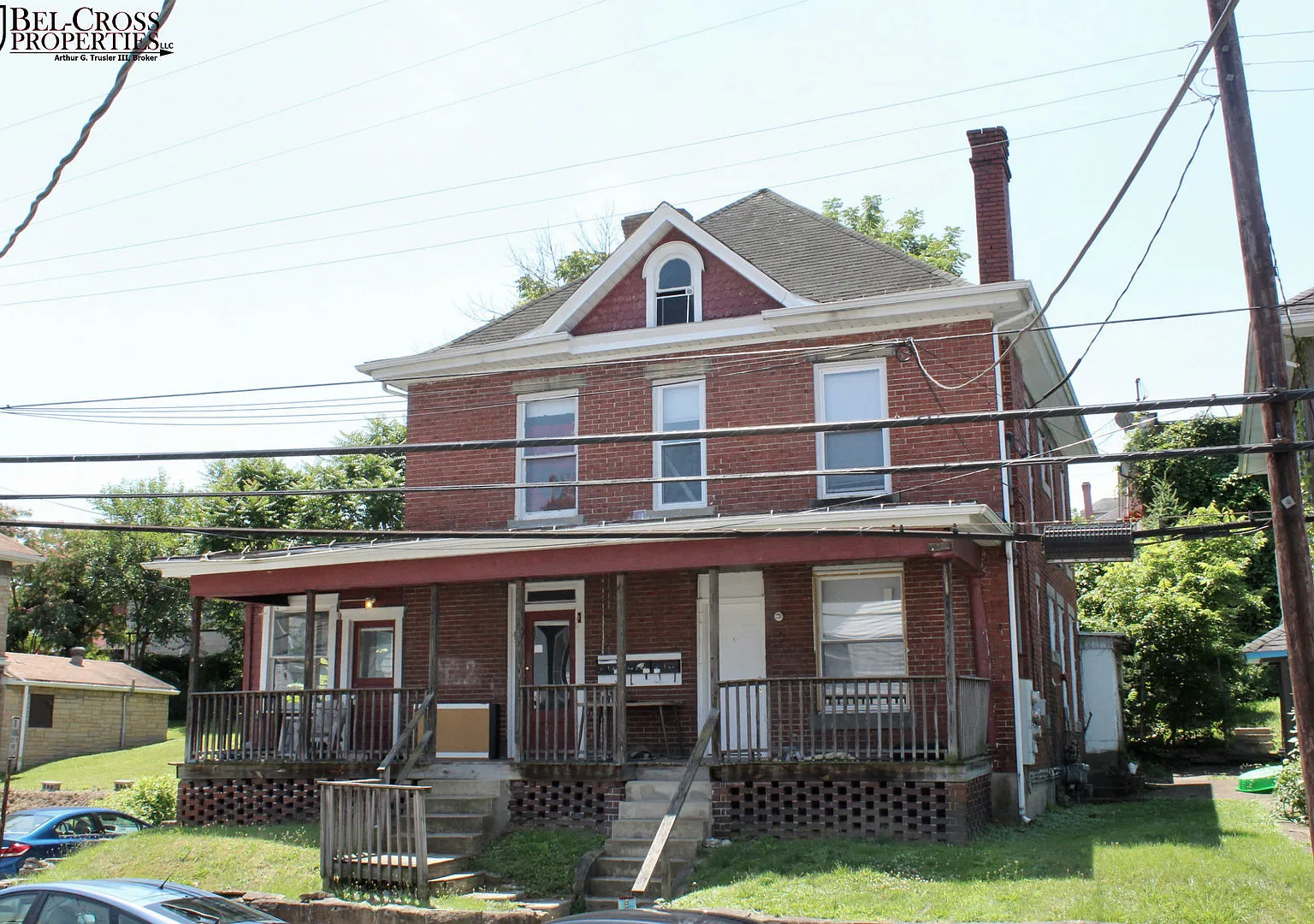 420-422 Pennsylvania Ave — Photo 1