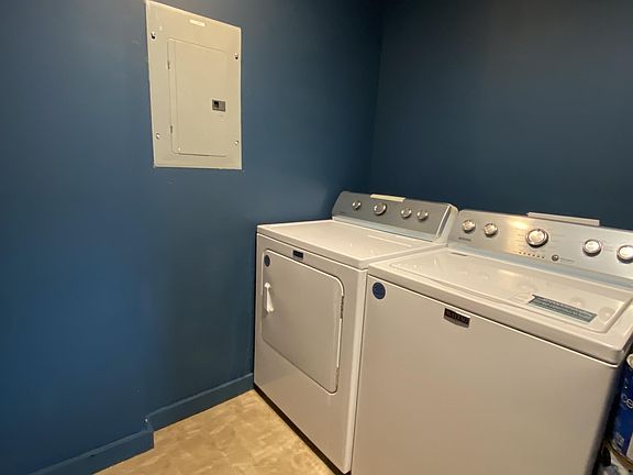 5th image of 127 Person St Suite 100