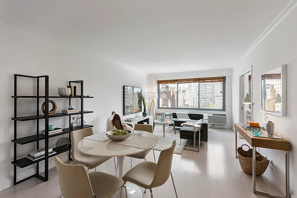 Rented by Vivaldi Real Estate | media 8