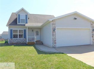 8680 Jacaranda Dr, Dimondale, MI 48821