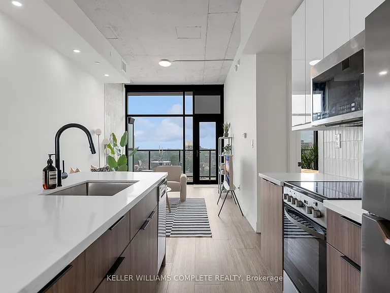 24 Augusta St #709 — Photo 3