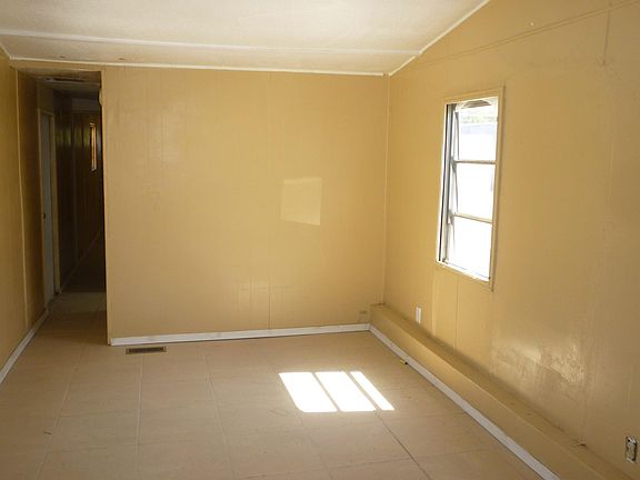 3rd image of 2928 N 15th Ave Unit 13