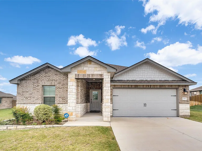 1303 Prospector Trl — Photo 29
