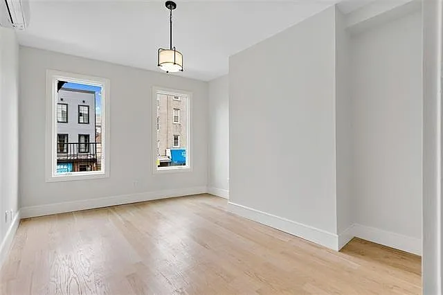 542 Newark Ave #2L — Photo 8