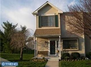 401 Stillhouse Ln, Marlton, NJ 08053