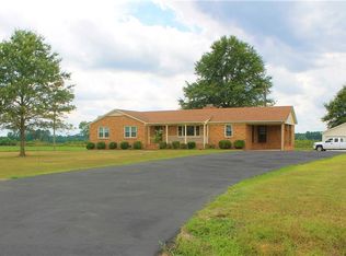 2498 Otterdam Rd, Emporia, VA 23847