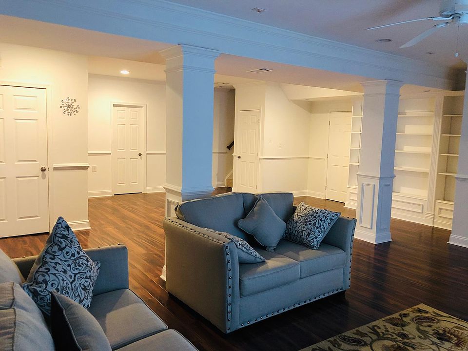 2nd image of 9092 Tiber Ridge Ct
