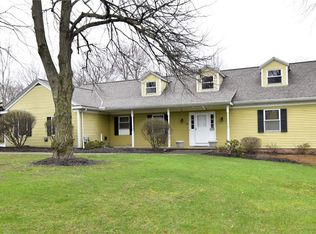 2649 Windy Hill Dr, Pepper Pike, OH 44124