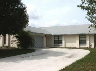 2550 SE Lily St, Port Saint Lucie, FL 34952
