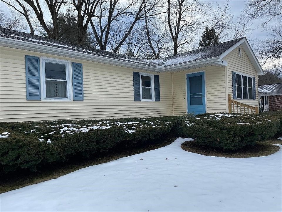 112 Plain St, Easthampton, MA 01027 Zillow