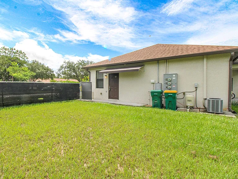 2861 Tropicana Blvd — Photo 15
