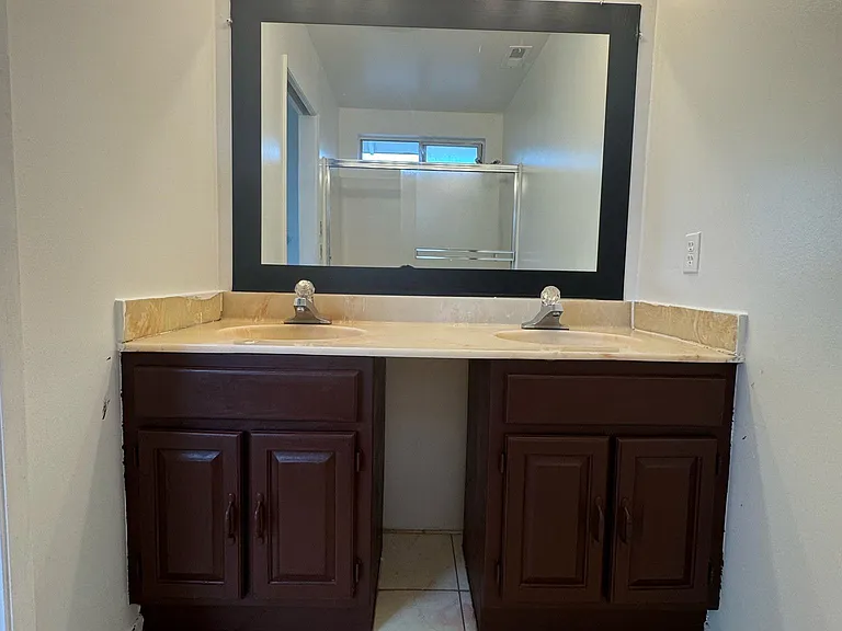 514 Willow Ave — Photo 14