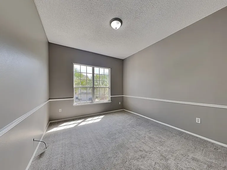 1735 White Heron Bay Cir — Photo 19