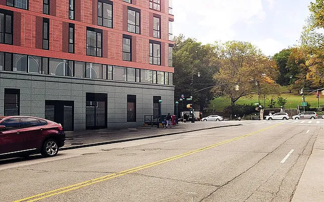 Rented by Artifact.co | media 12