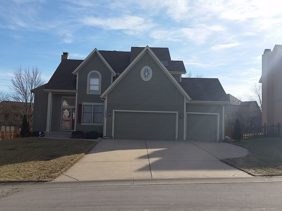 1st image of 1008 SW Sunflower Dr
