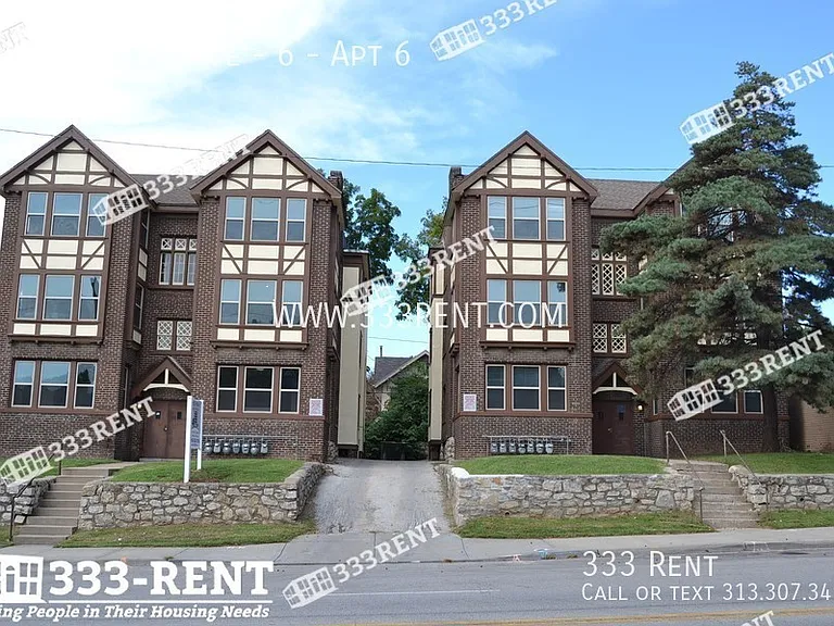 4122 Troost Ave #6 — Photo 8
