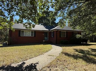 2820 Old Greensboro Rd, Thomasville, NC 27360