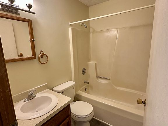 3rd image of 26 Rogers St APT 4
