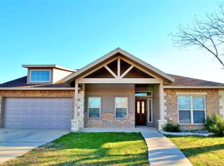 613 Paintbrush Hollow St, Fredericksburg, TX 78624