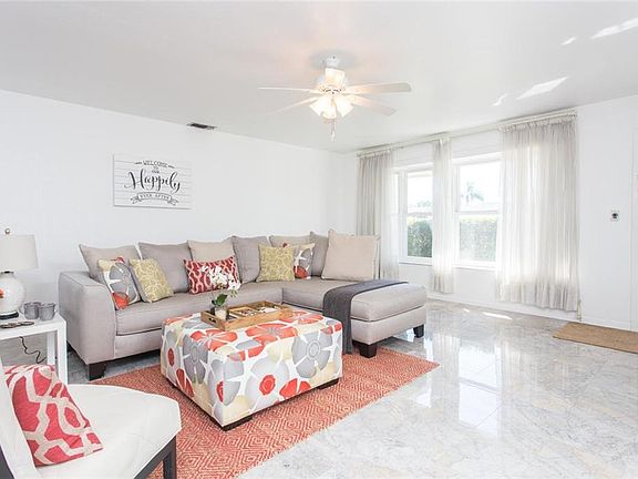 4th image of 3200 Coquina Key Dr SE