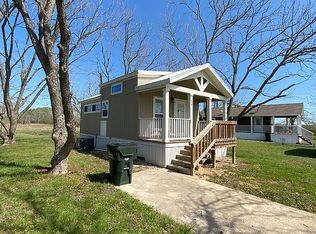 24 Oak St, Maxwell, TX 78656