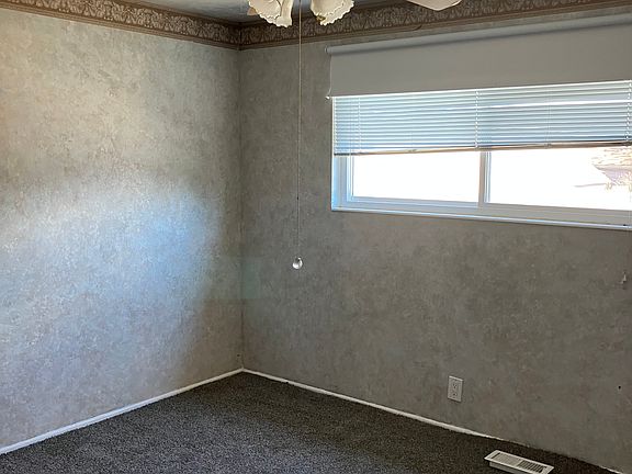5th image of 4471 S 4475 W