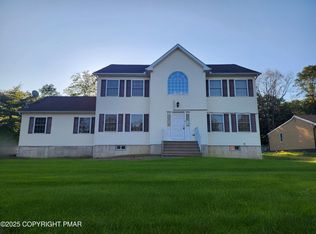 283 Pocono Blvd, Bushkill, PA 18324