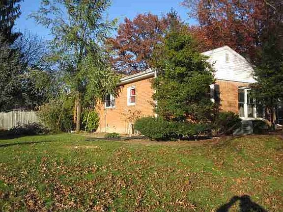 Home for Sale in Camp Hill, PA $189,000