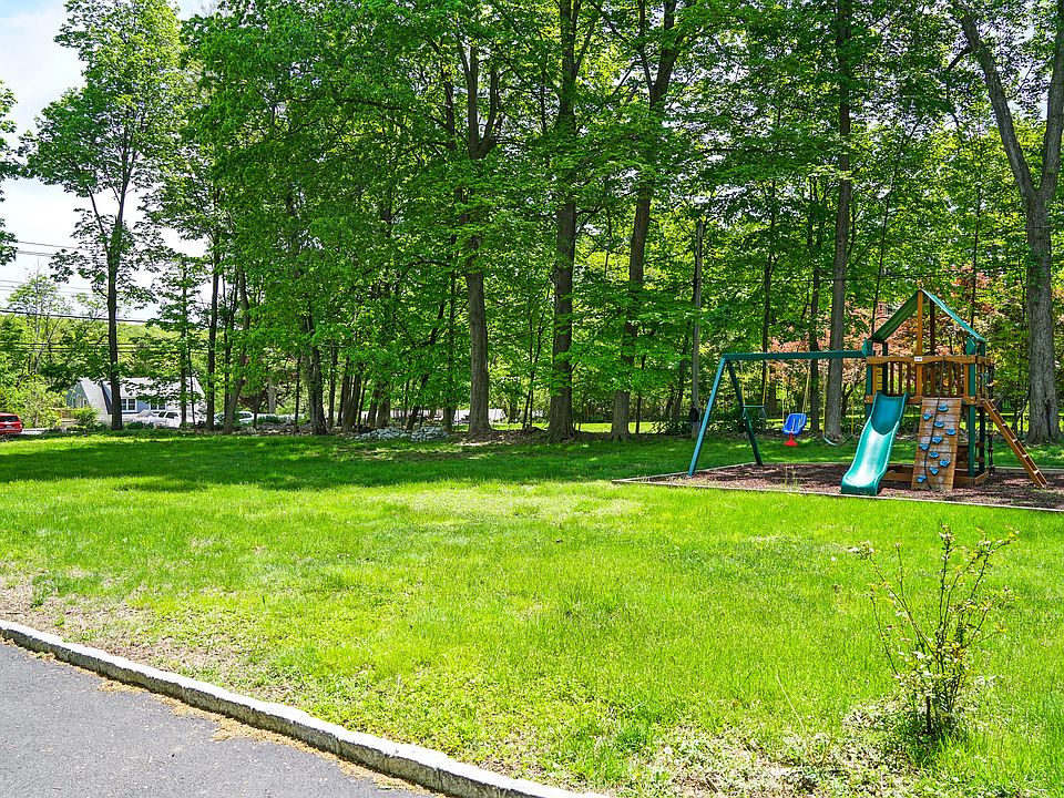 2959 Lexington Ave, Mohegan Lake, NY 10547 Zillow