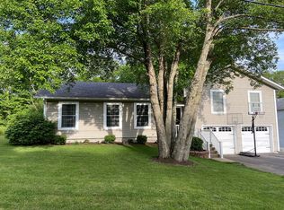 12 Cronin Ave, Pawcatuck, CT 06379