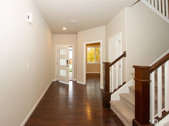 5th image of 13406 186th Avenue Ct E