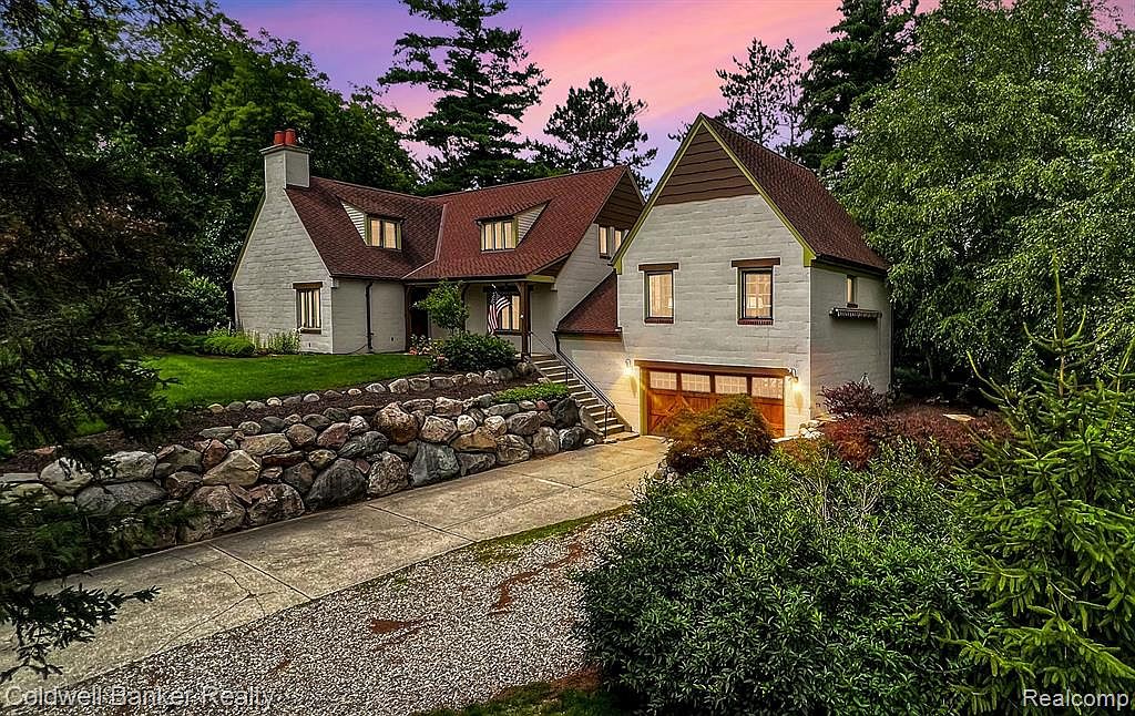 1040 Indianwood Rd, Lake Orion, MI 48362 Zillow