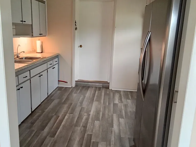 6815 Leytonstone Blvd — Photo 20