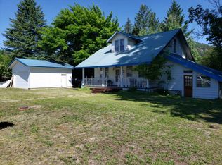 208 N 1st Ave, Ione, WA 99139