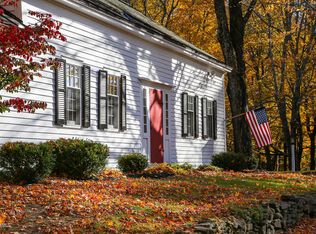 82 Chestnut Hill Loop, Montague, MA 01351