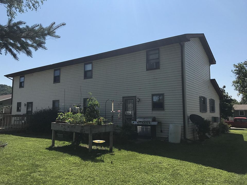 2nd image of 2935 N Marion Rd #1