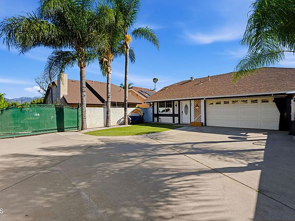 3rd image of 202 Avon Ln